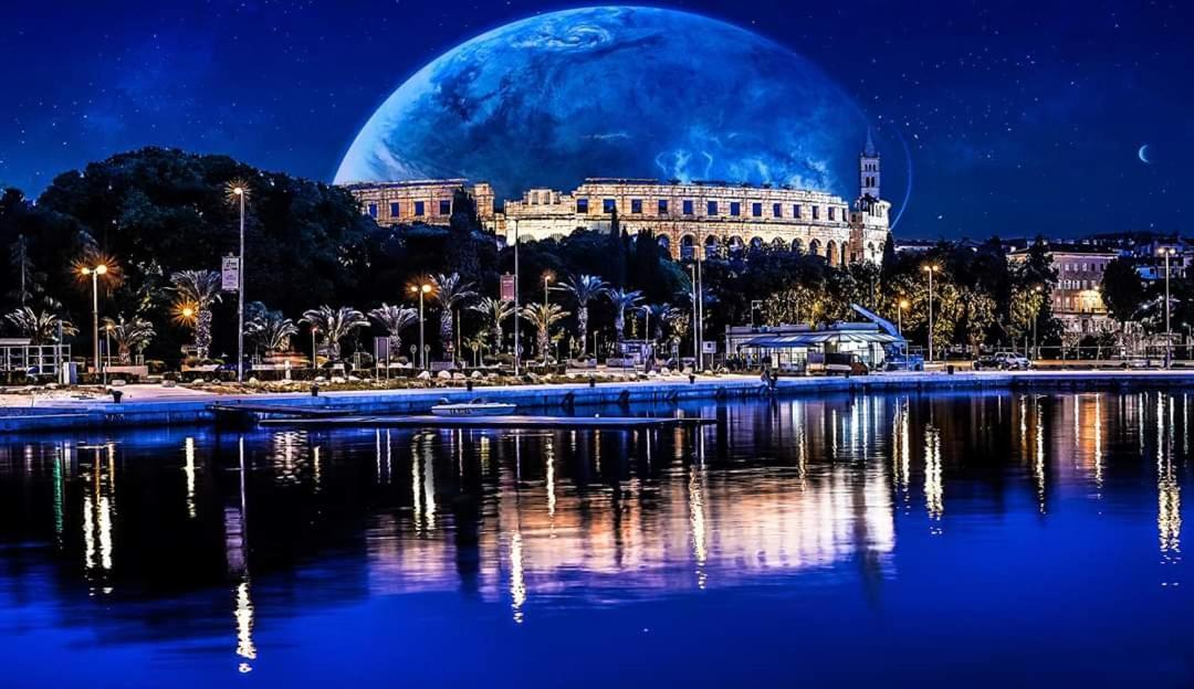 Apartmani Karoca 3 Pula Bagian luar foto