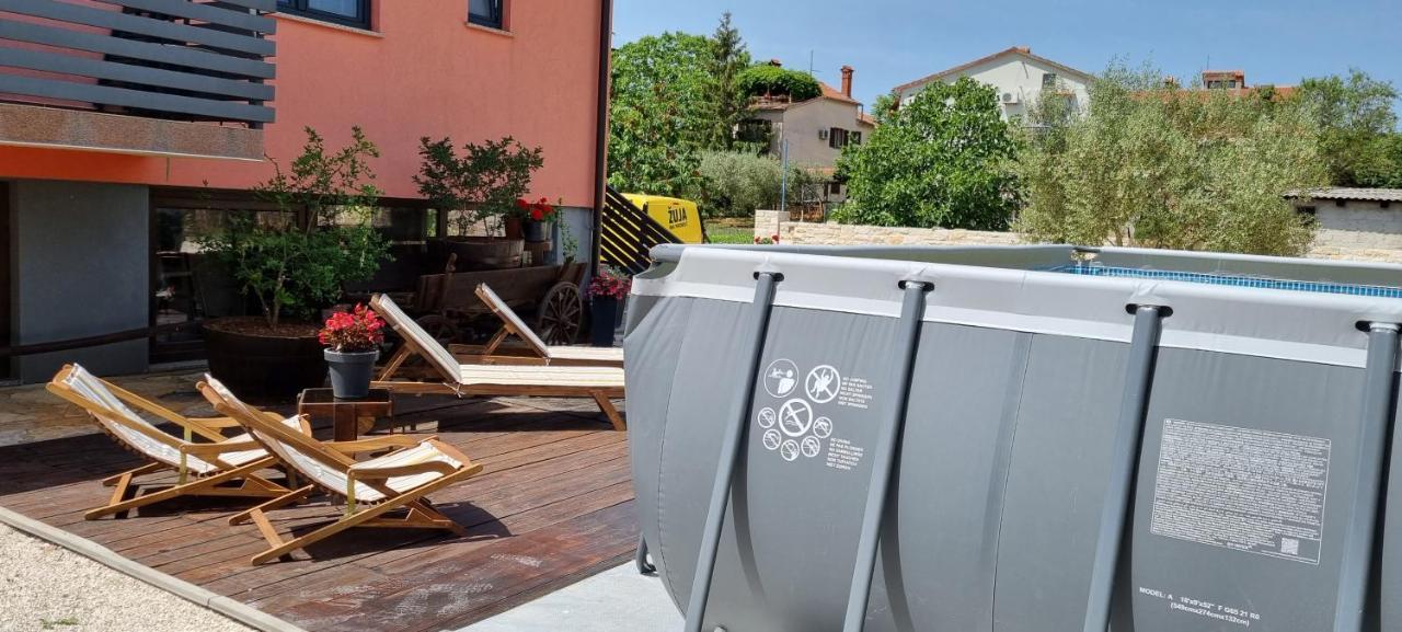 Apartmani Karoca 3 Pula Bagian luar foto